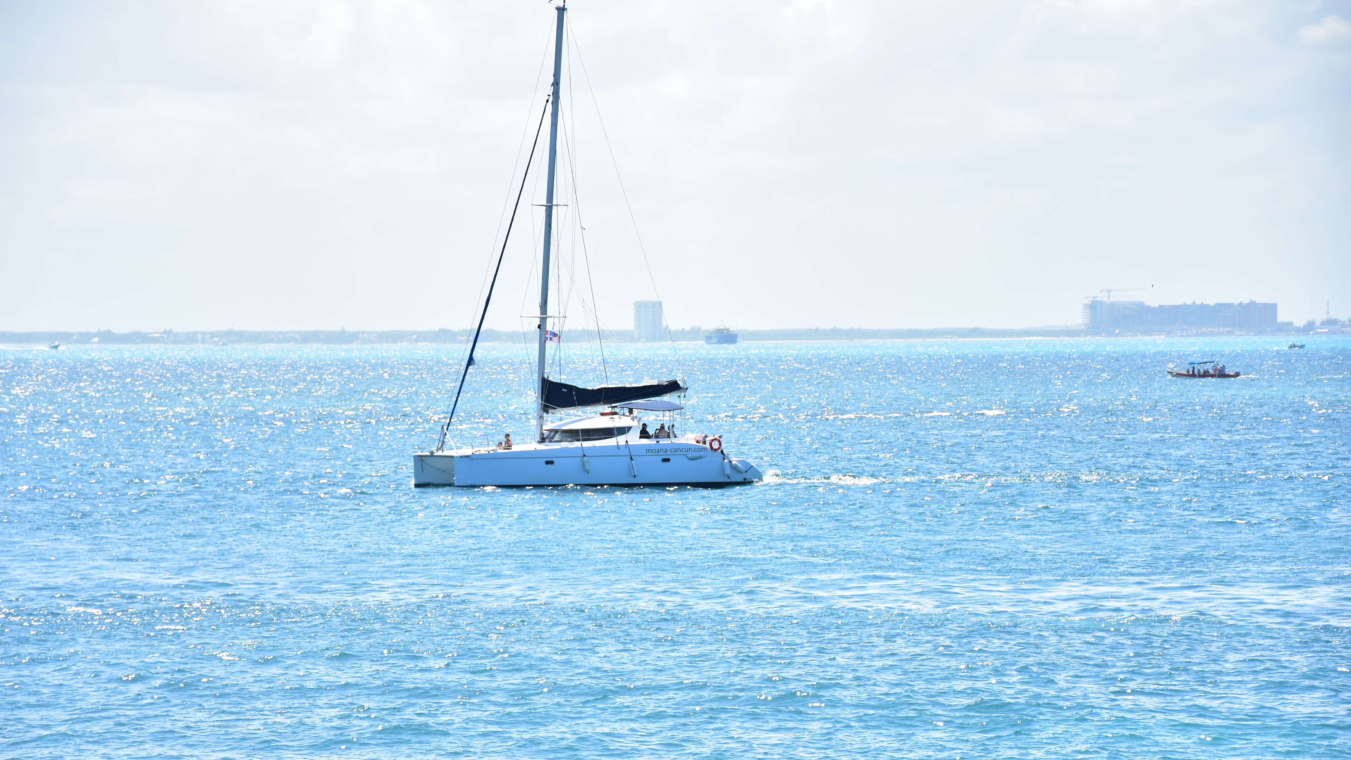 Catamaran Isla Mujeres 