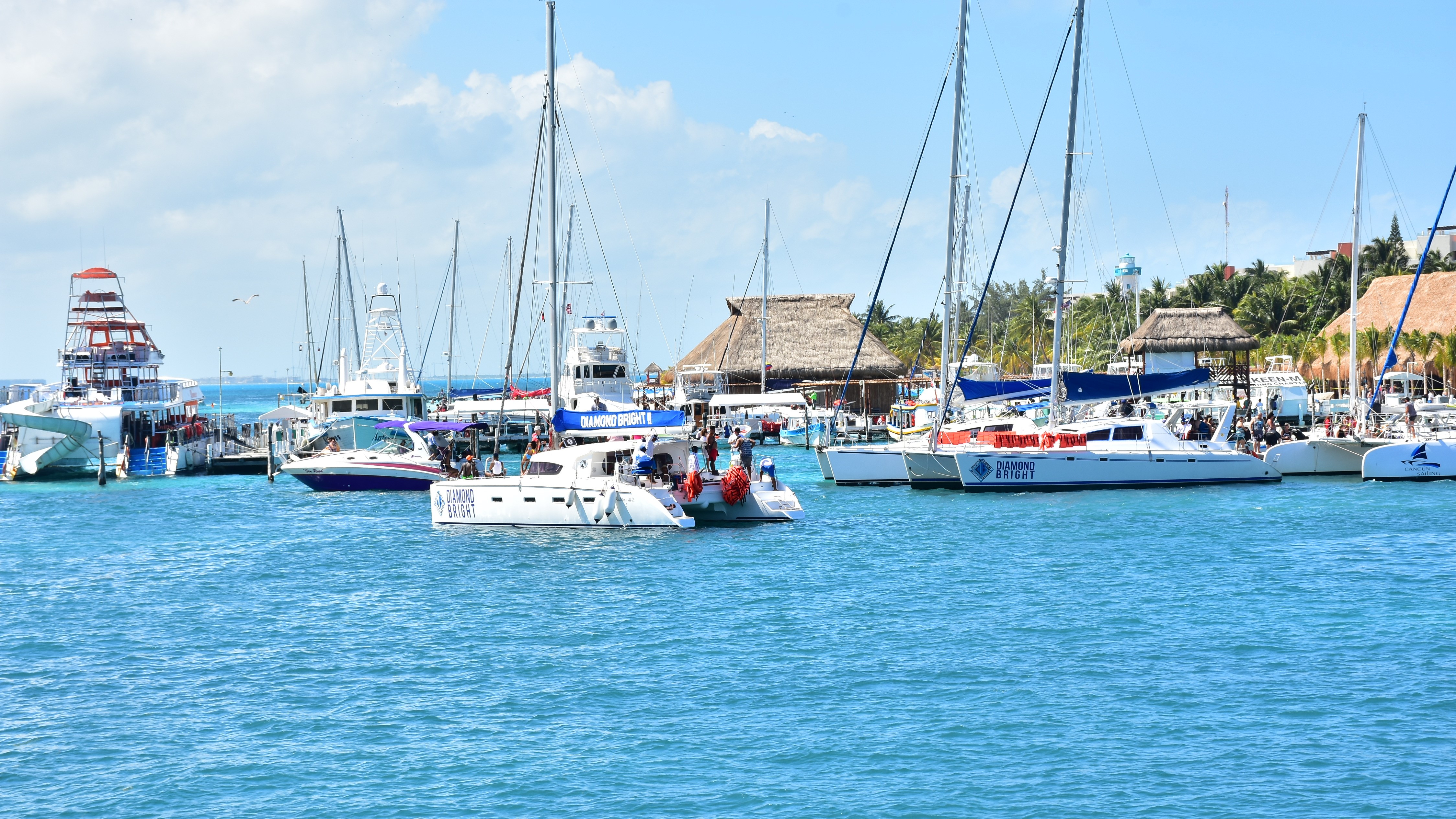Catamaran Isla Mujeres 